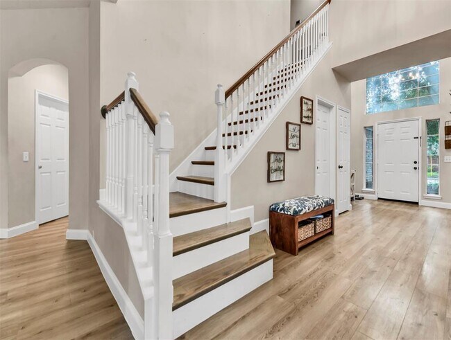 Building Photo - 19102 Milloak Dr