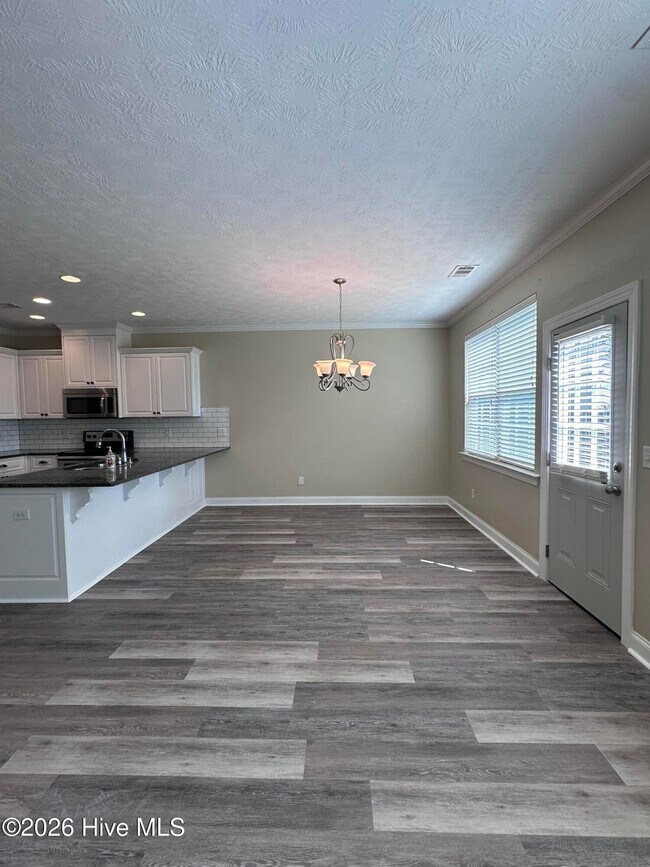 Building Photo - 484 Brantley Cove Cir