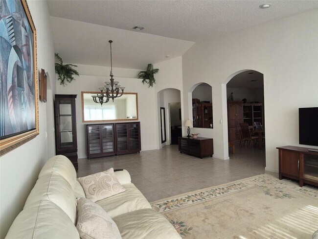 Building Photo - 12752 Coral Lakes Dr