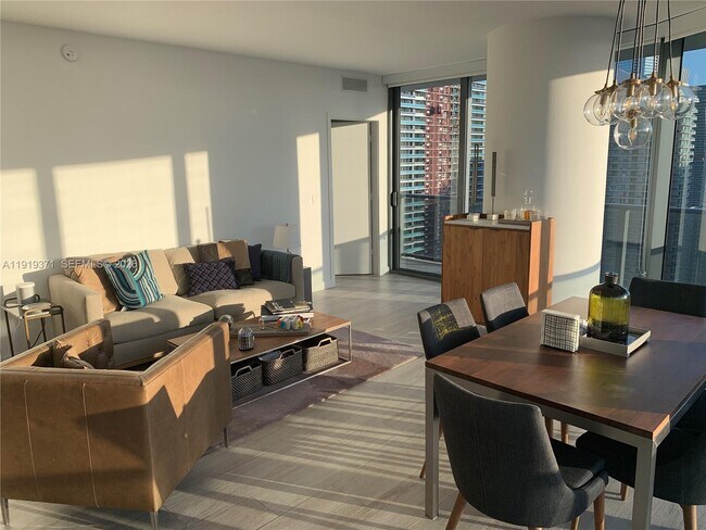 Building Photo - 55 SW 9th St