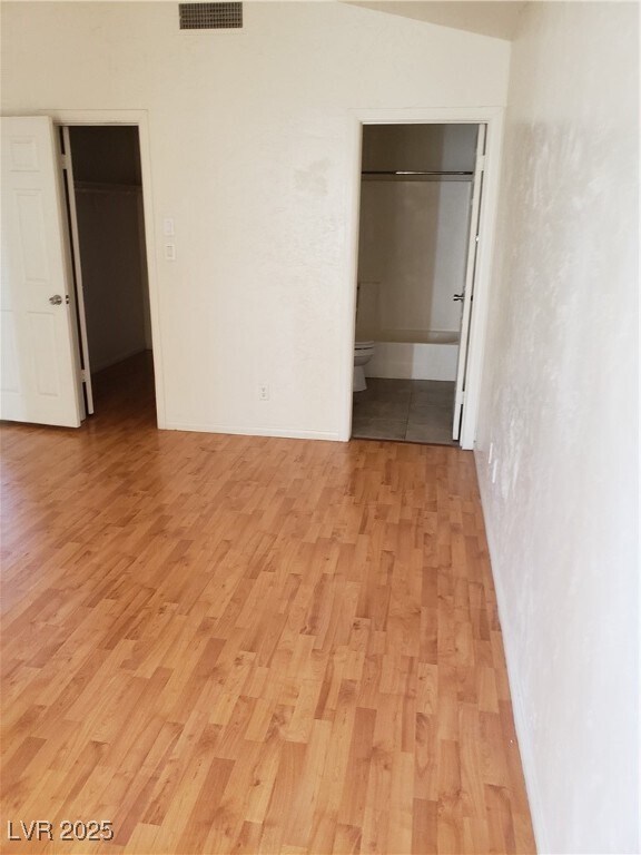 Building Photo - 3948 N Applecrest St