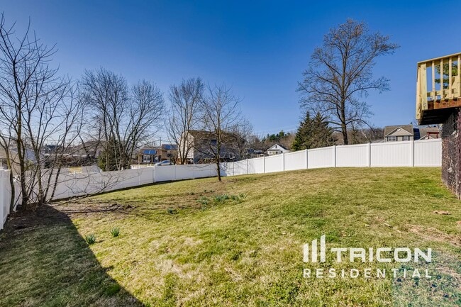 Building Photo - 7913 Jody Knoll Rd