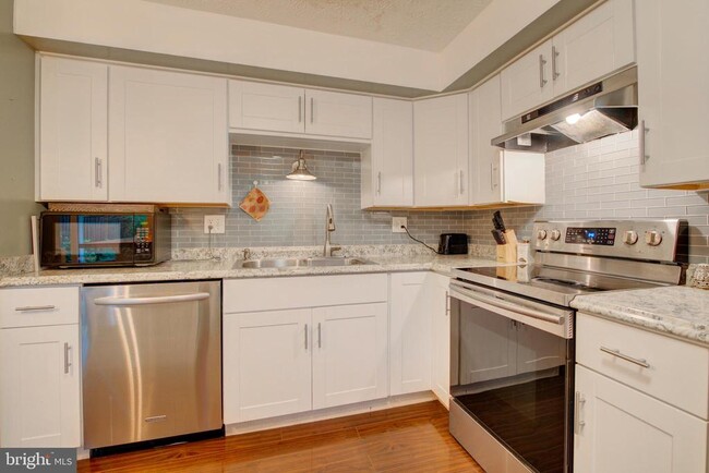 Building Photo - 11564 Ivy Bush Ct