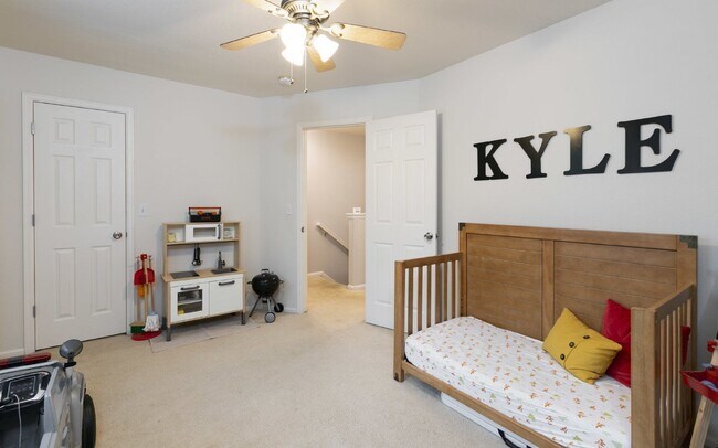 Building Photo - 7860 Sandy Springs Point