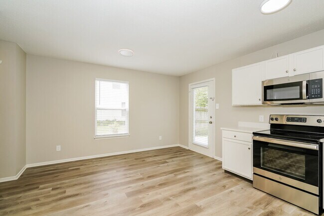 Building Photo - 968 Indigo Dr