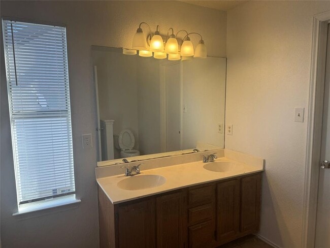 Building Photo - 14045 Maricella Ln