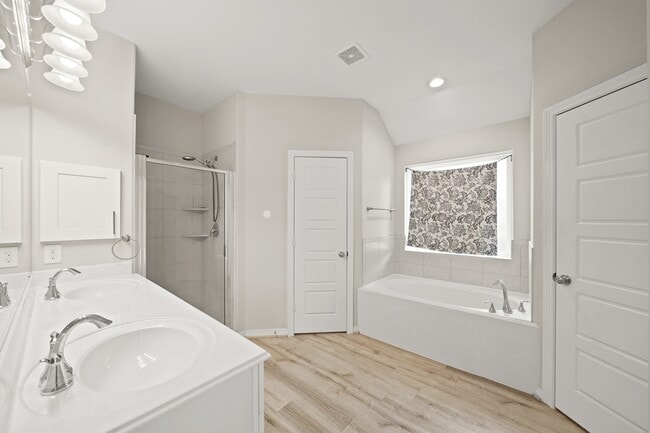 Building Photo - 3107 Amboy St