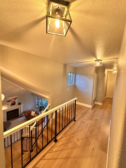 Building Photo - 23257 Joaquin Ridge Dr