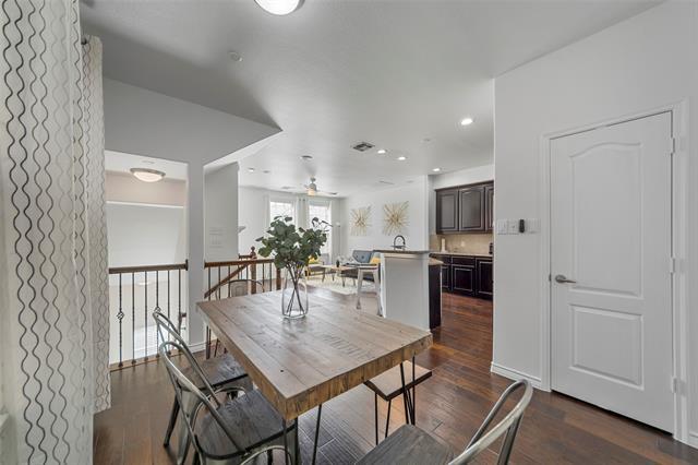 Building Photo - 5713 Knox Dr