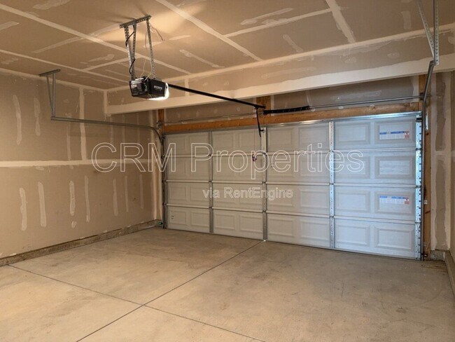 Building Photo - 7264 Selah Ln