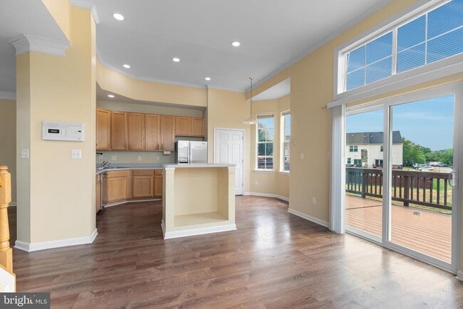 Building Photo - 21639 Kings Crossing Terrace