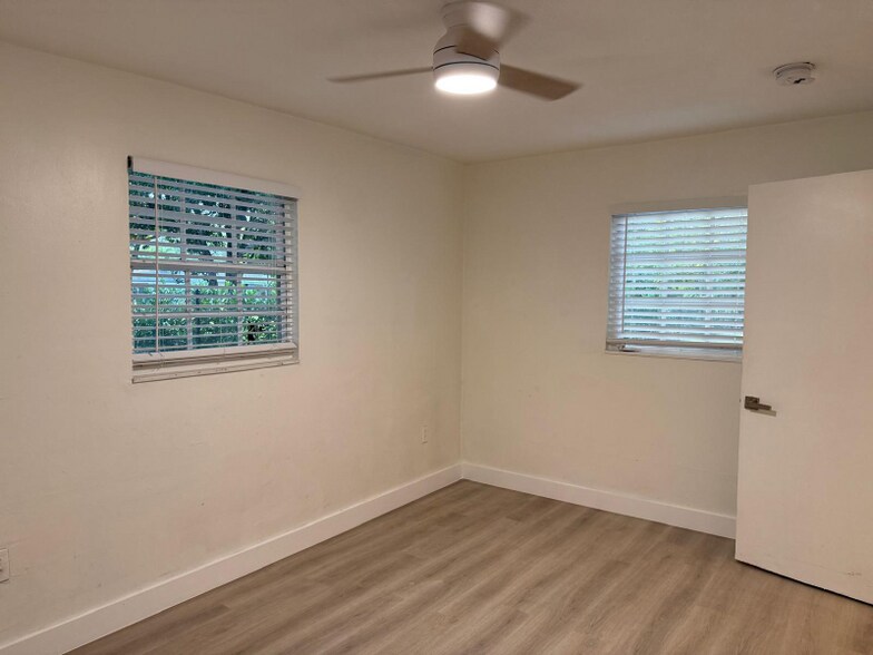 Building Photo - 9855 SW 62nd St