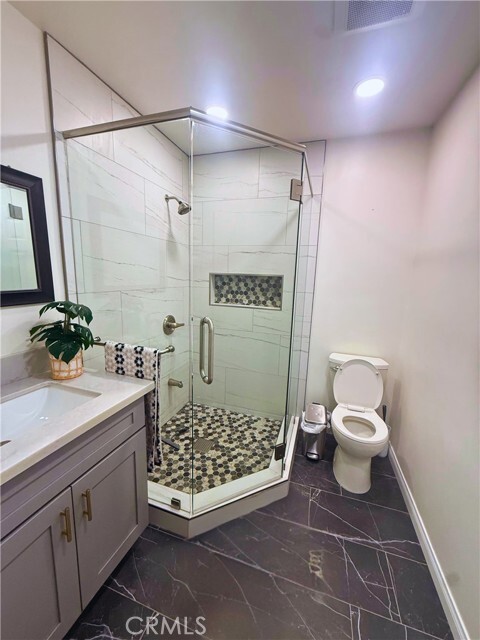 Building Photo - 9741 Homestead St