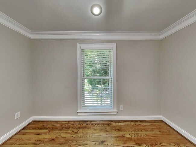 Building Photo - 1634 Ponce De Leon Ave NE