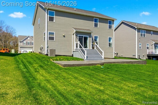 Building Photo - 241 Quartz Wy