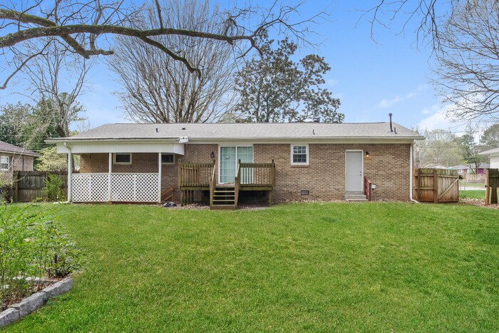 Building Photo - 3304 Reynolds Dr NW