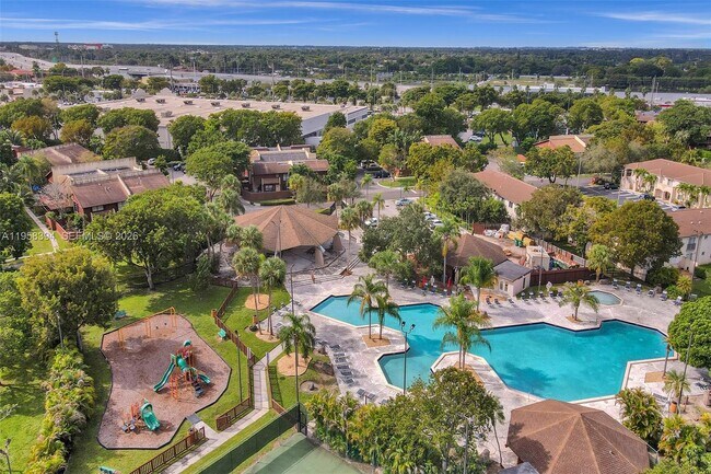 Building Photo - 6907 SW 115th Pl