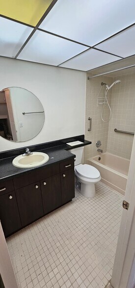 Building Photo - 1061 NW 122nd Ter