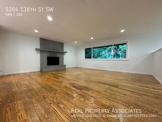 Building Photo - 5204 136th St SW
