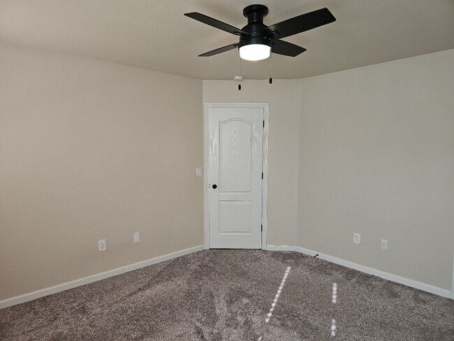 Building Photo - Cute Nampa home in one of  the most desirable neighborhoods. Fabulous location. 7159 E. Hampton.