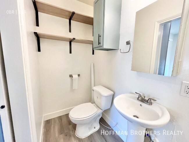 Building Photo - 6165 Coldwater Canyon Ave