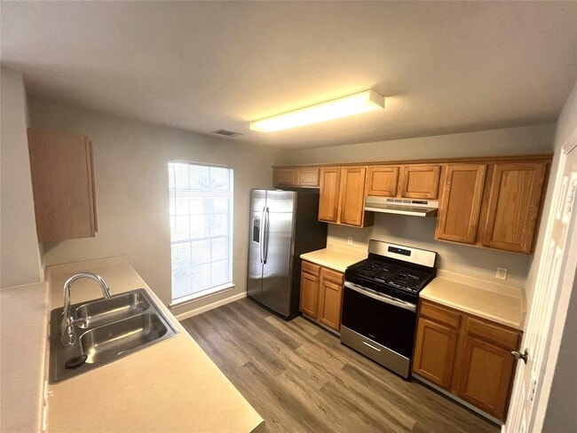 Building Photo - 15601 Valerie's Cove