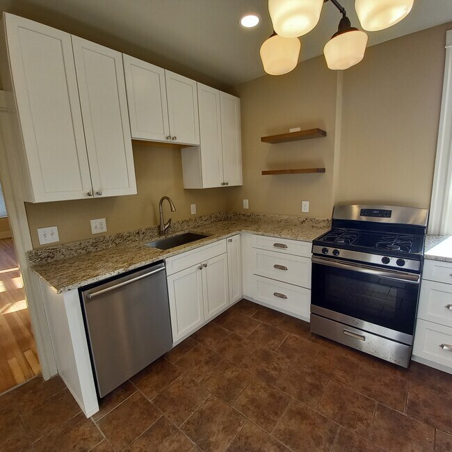 Kitchen - 293 South Lafayette Street