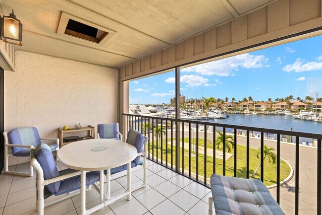 Building Photo - Waterfront Serenity Awaits in Burnt Store Marina