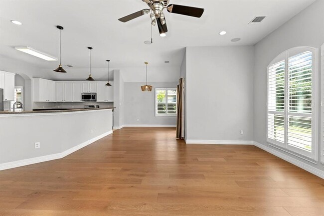 Building Photo - 7003 Currier Cove