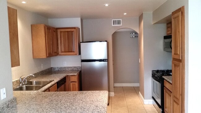 Building Photo - 6500 W Lake Mead Blvd