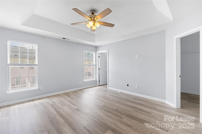 Building Photo - 8043 Bristle Toe Ln