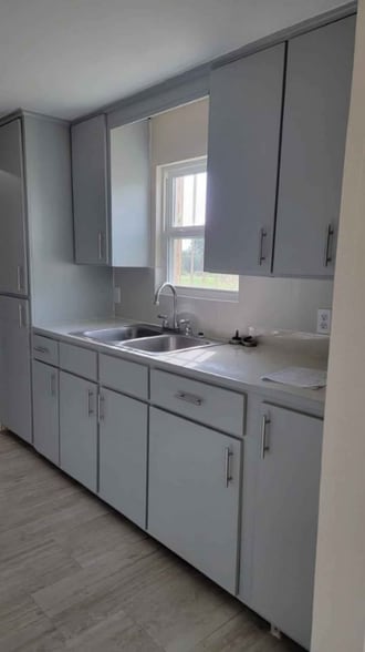 Building Photo - 41786 W Expy 83