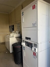 Building Photo - 617 SW 11th St