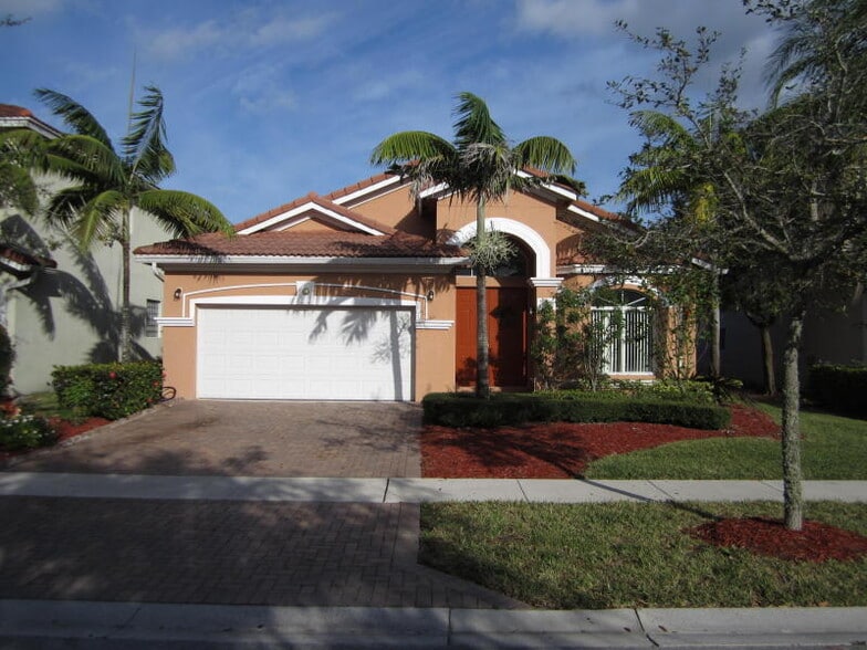 Building Photo - 759 Gazetta Way