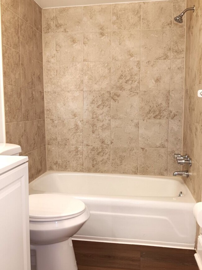 Building Photo - Big space equals big value! Close to Pinellas Trail, beaches & SPC