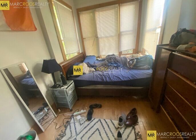 Building Photo - 70 Curtis St