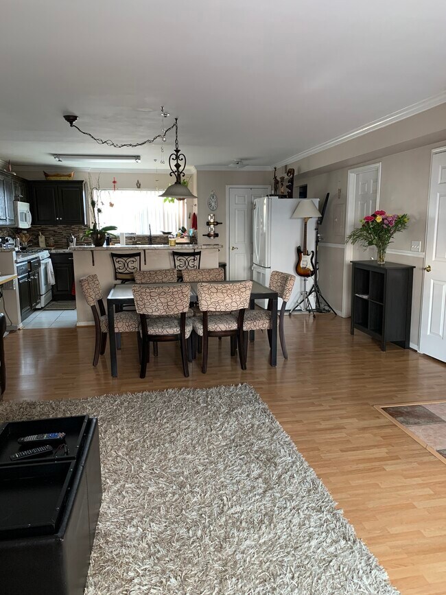 Building Photo - 4315 W 145th St