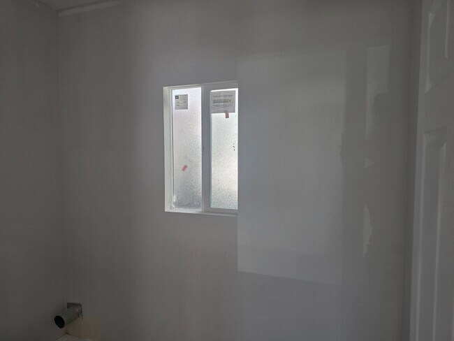 Building Photo - 133TH - HAWTHORN