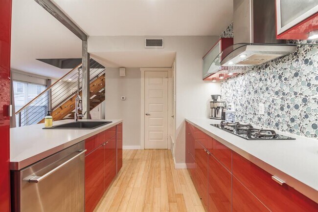 Building Photo - 3214 Clawson Rd