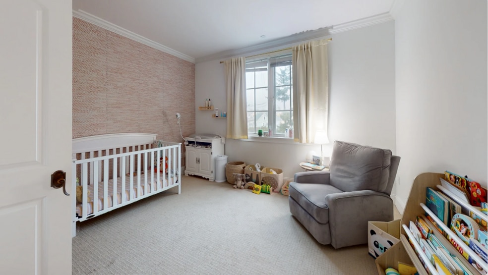 Building Photo - 23 Tufts St