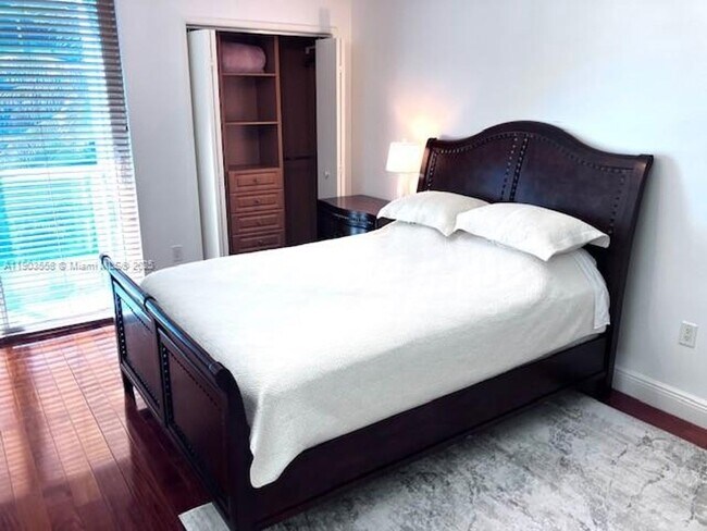 Building Photo - 9401 Collins Ave