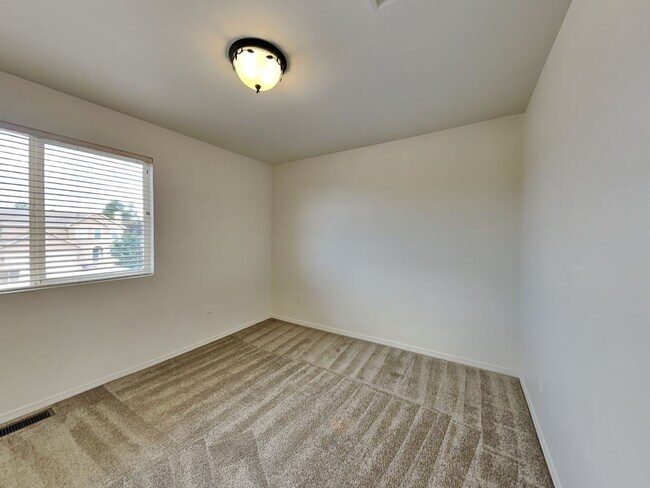 Building Photo - 7265 Waterman Way