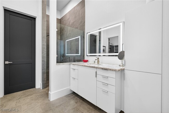 Building Photo - 12289 Alamansa Ln