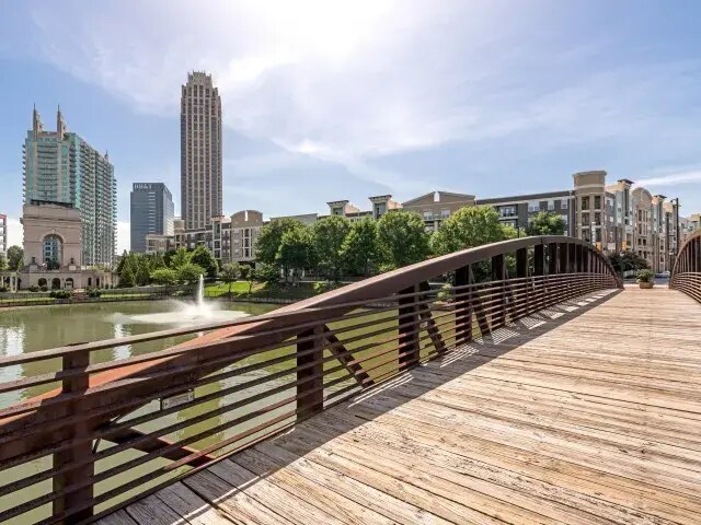 Atlantic Station Park - 264 19th St NW
