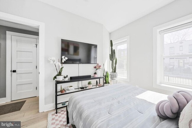 Building Photo - 1144 Owen Pl NE