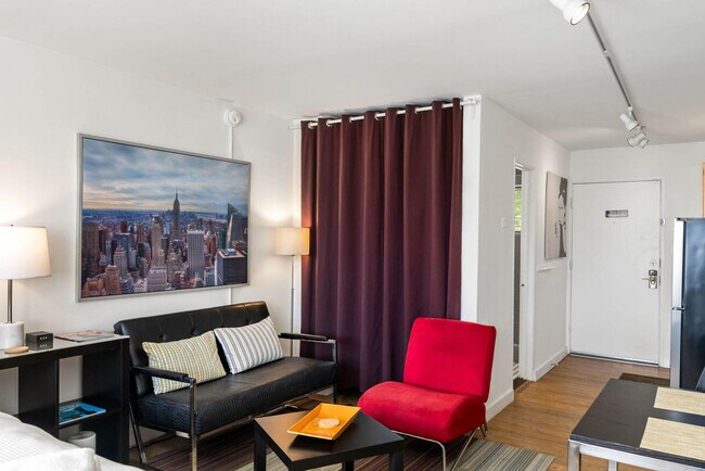 Primary Photo - 47 25th St NW
