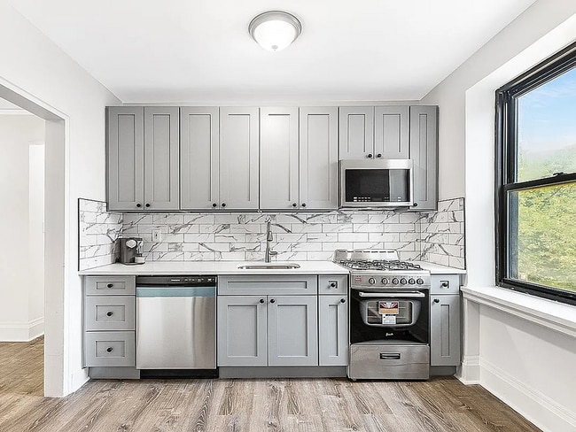 Building Photo - 21-39 78th Street