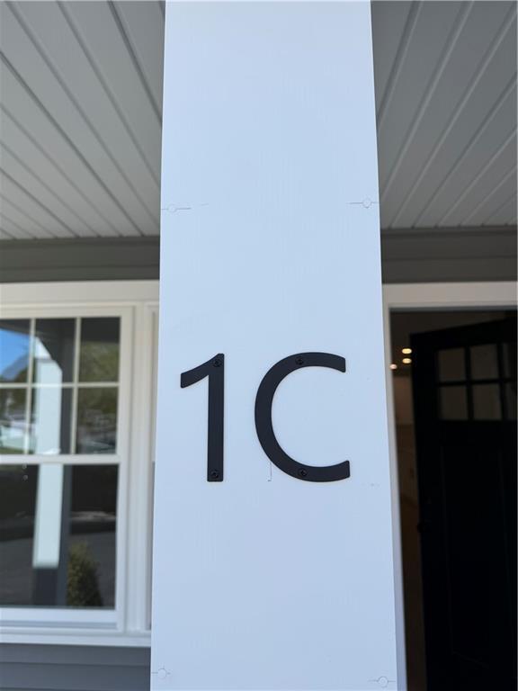 Building Photo - 1 Cottage St