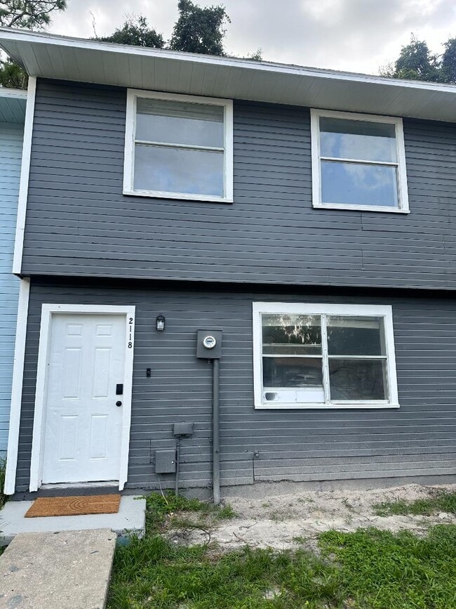 Building Photo - 2118 SW 69th Dr