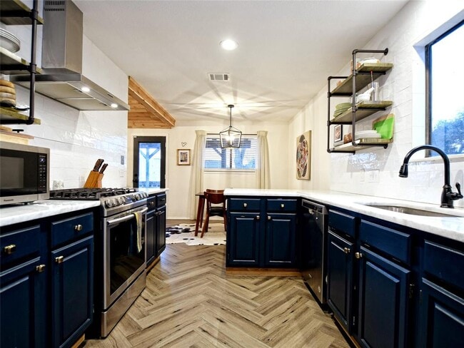 Building Photo - 8405 Red Willow Dr